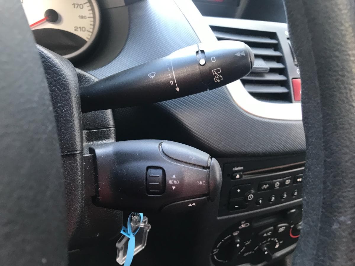 Peugeot 206 + 1.1 · Ano 2009 — imagen 26