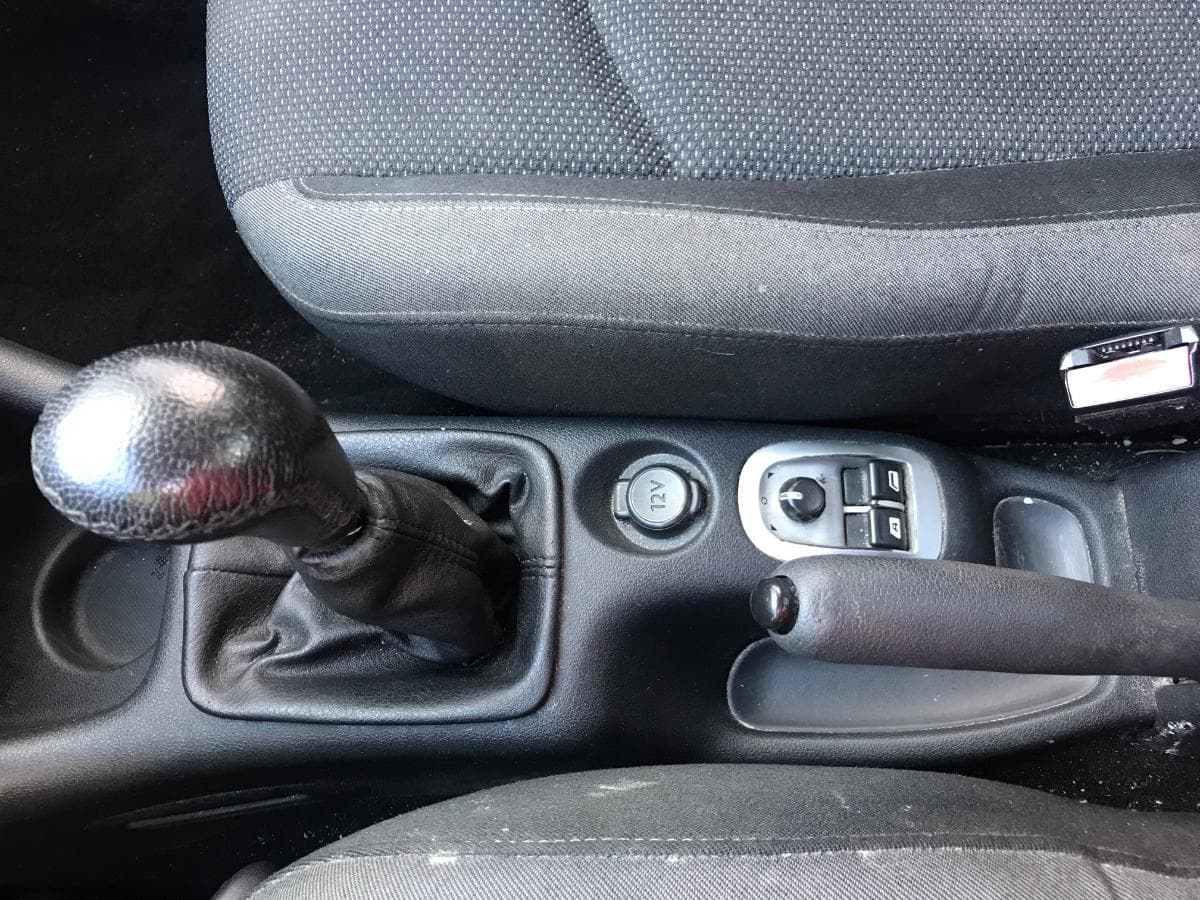 Peugeot 206 + 1.1 · Ano 2009 — imagen 28
