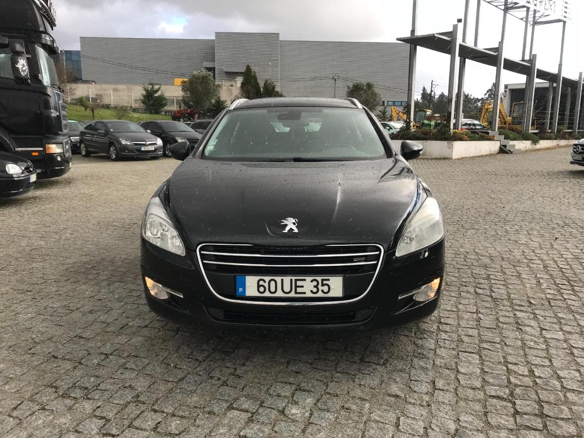 Peugeot 508 SW 1.6 HDI · Ano 2014 — imagen 2