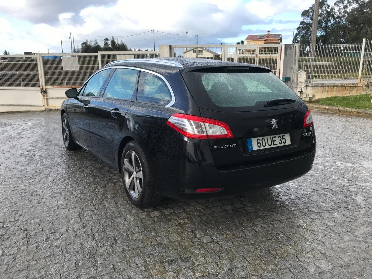 Peugeot 508 SW 1.6 HDI · Ano 2014 — imagen 6