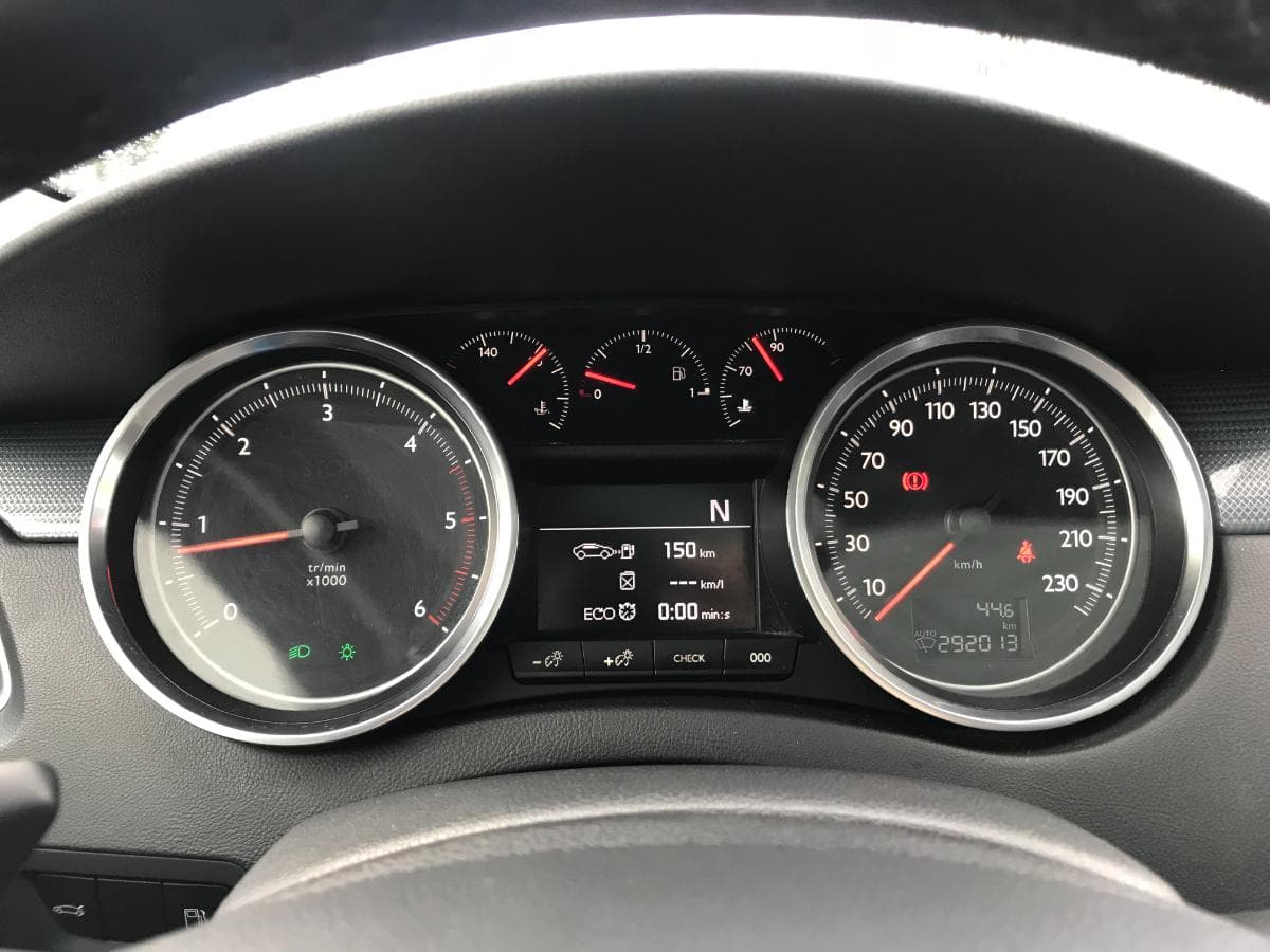 Peugeot 508 SW 1.6 HDI · Ano 2014 — imagen 22