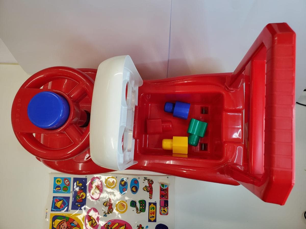 Toy Car — image 6