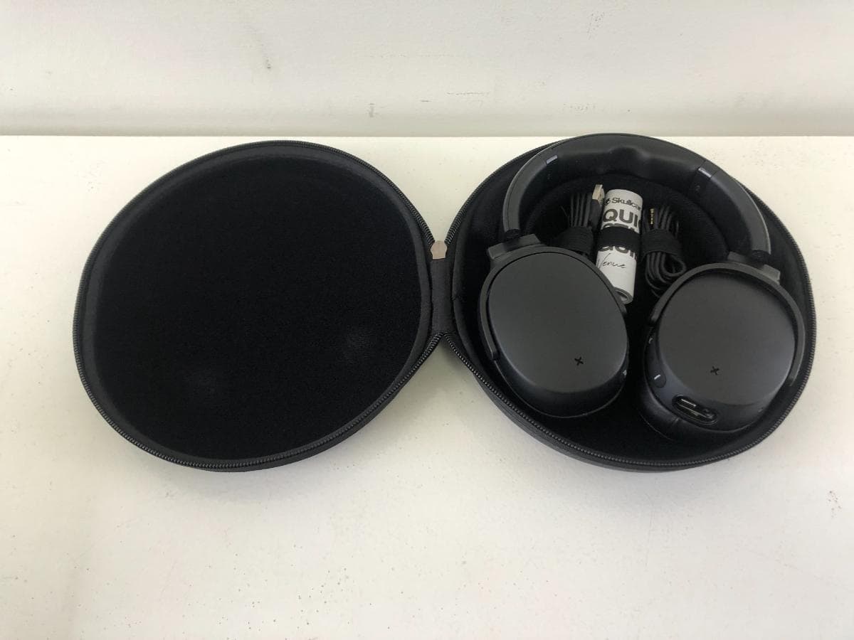 Headphone