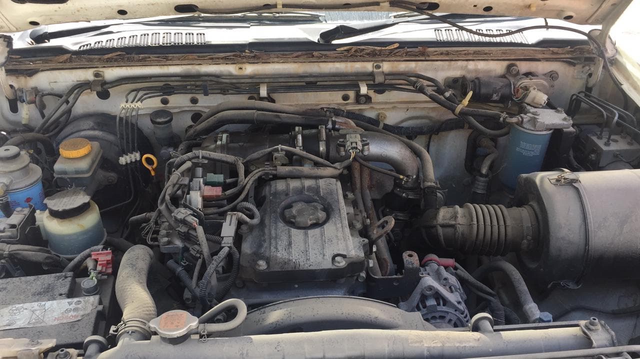 Nissan Hard body · — imagem 5
