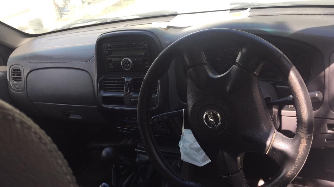 Nissan Hard body · — imagem 8