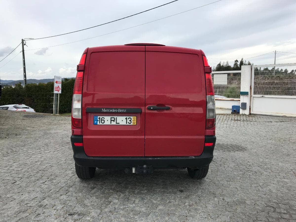 Mercedes-Benz Vito 113 CDI · Ano 2012 — imagen 7
