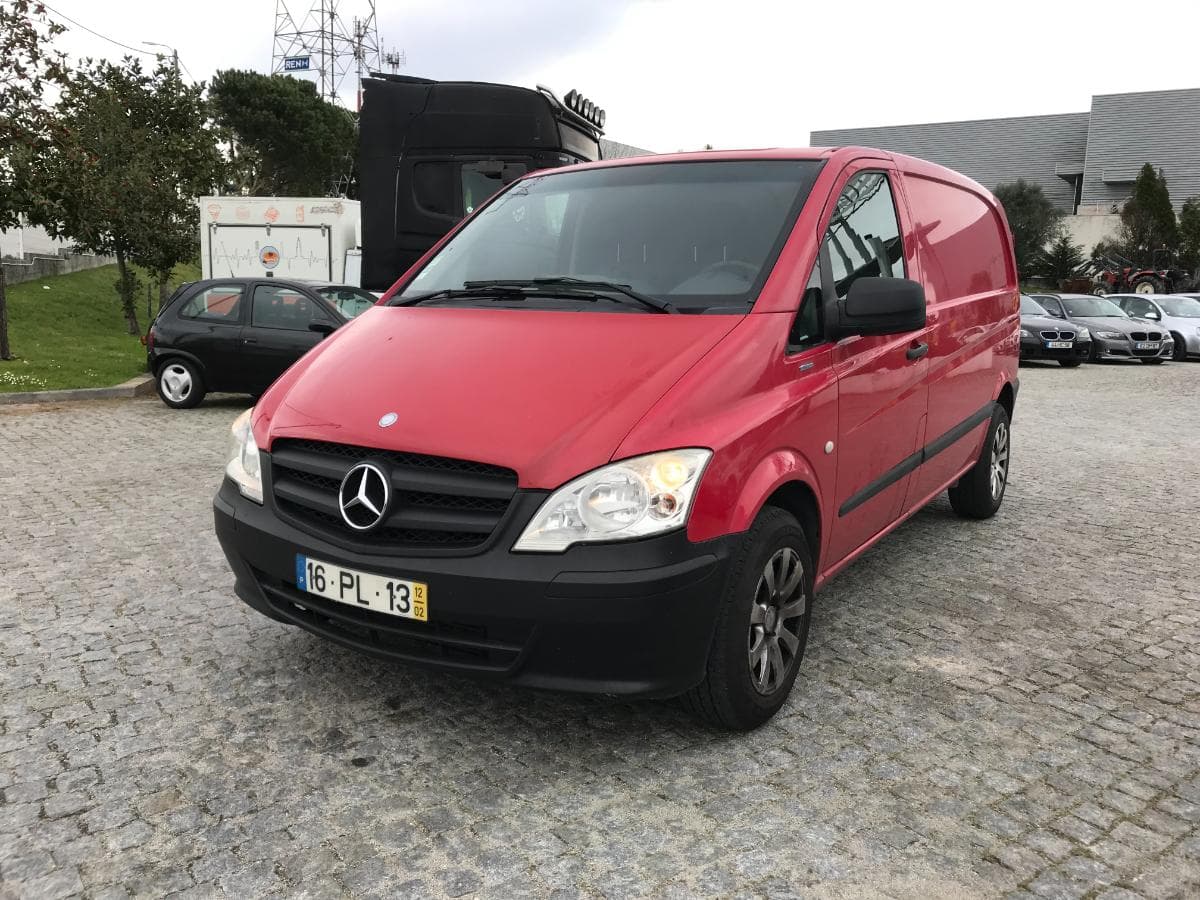 Mercedes-Benz Vito 113 CDI · Ano 2012 — imagen 5