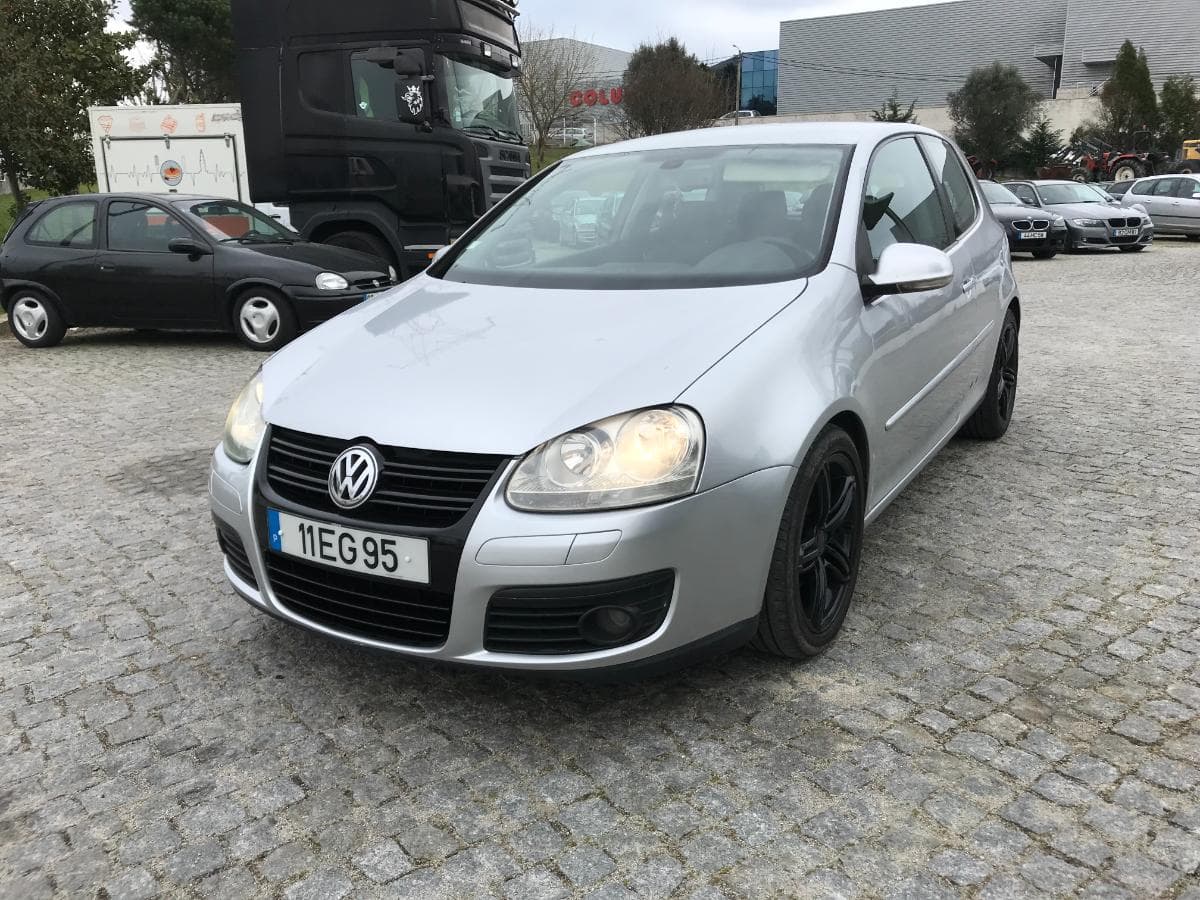 Volkswagen Golf 2.0 TDI · Ano 2004 — image 5