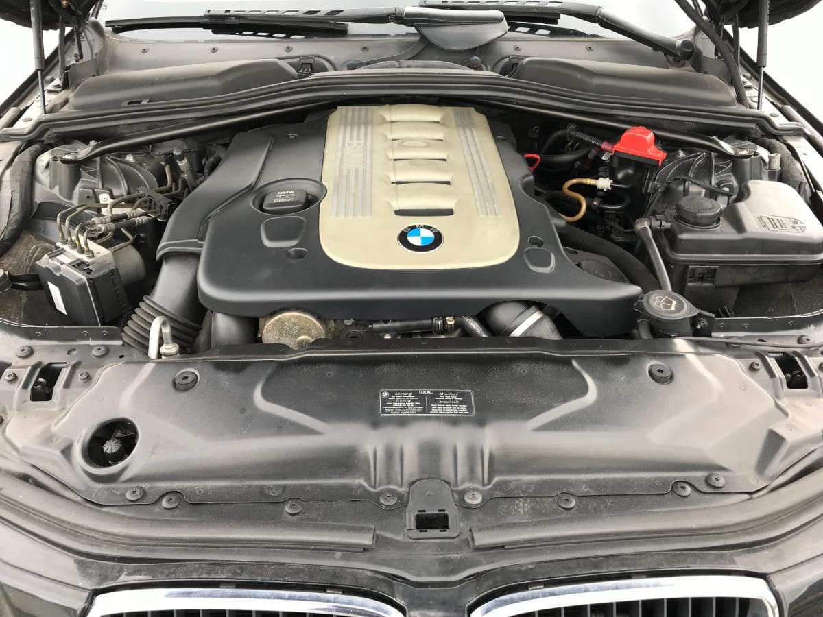 BMW 525 D Touring · Ano 2005 — imagen 3