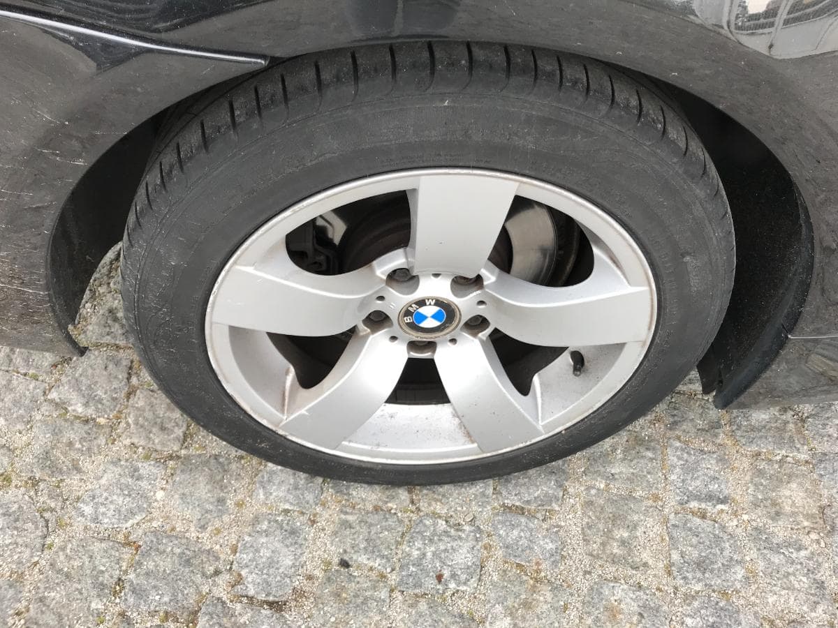 BMW 525 D Touring · Ano 2005 — imagen 17
