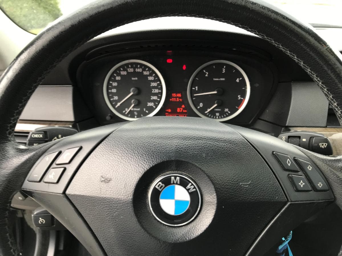BMW 525 D Touring · Ano 2005 — imagen 21