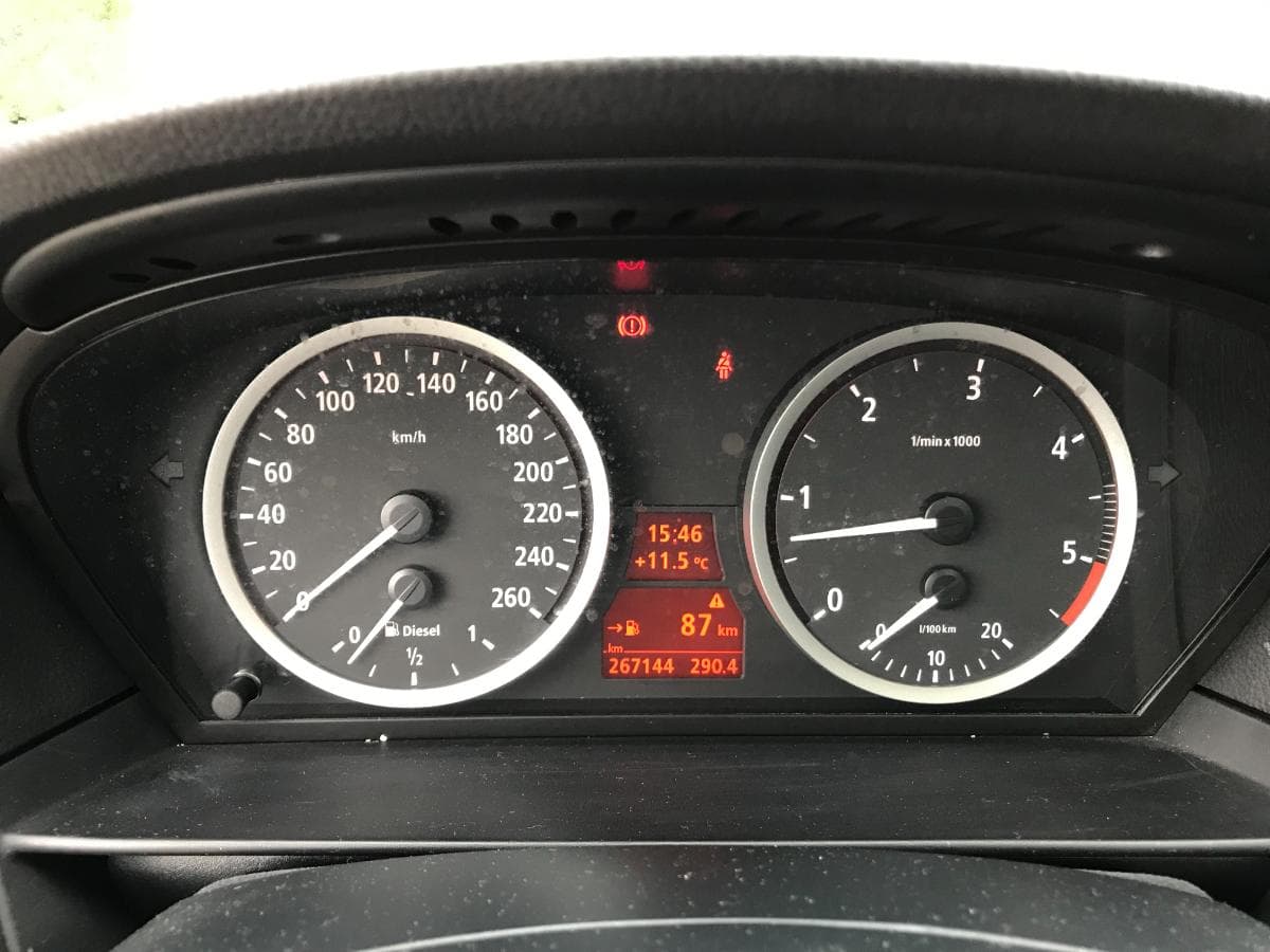 BMW 525 D Touring · Ano 2005 — imagen 23