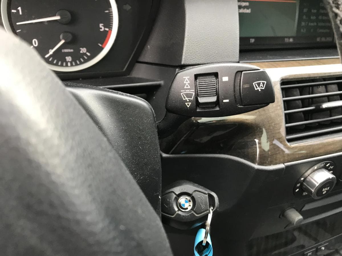 BMW 525 D Touring · Ano 2005 — imagen 24
