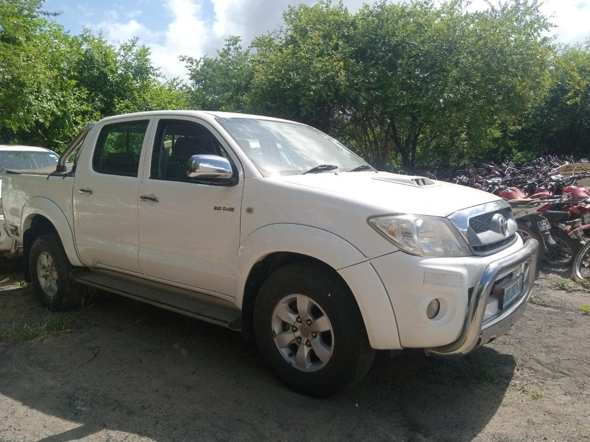 Toyota Hlux · — imagen 2