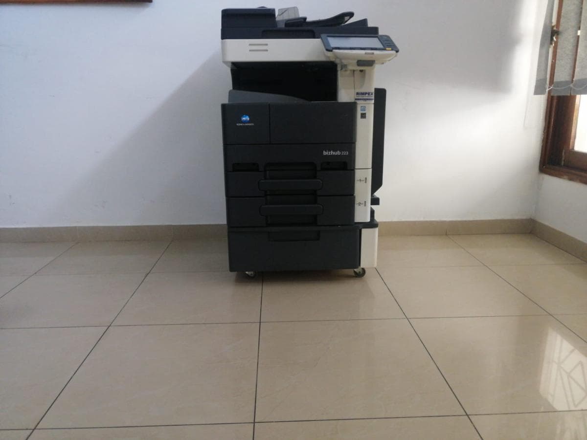 Material Informático · — imagem 2