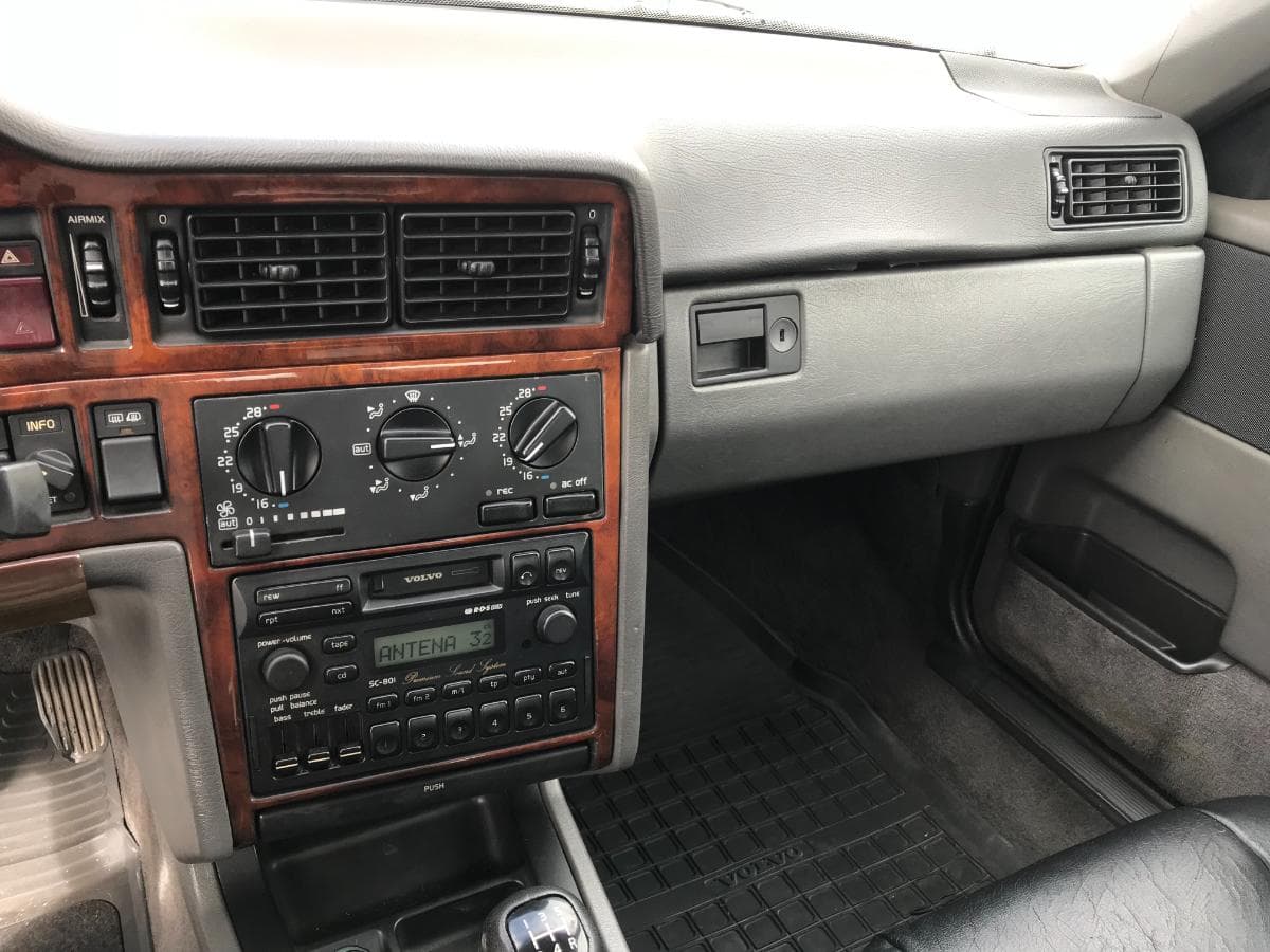 Volvo 850 T5 Sedan 2.3 · Ano 1994 — imagem 23