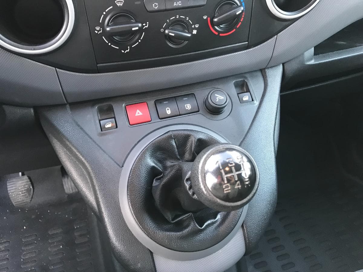 Citroën Berlingo · Ano 2017 — imagen 24
