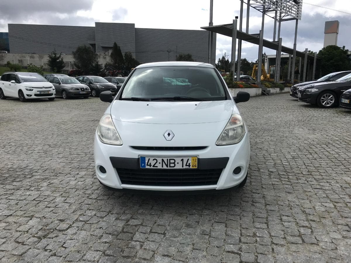 Renault Clio 1.5DCI · Ano 2012 — imagem 2