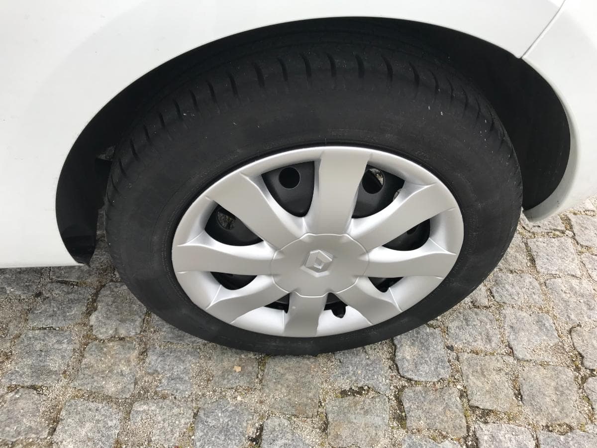 Renault Clio 1.5DCI · Ano 2012 — imagem 13