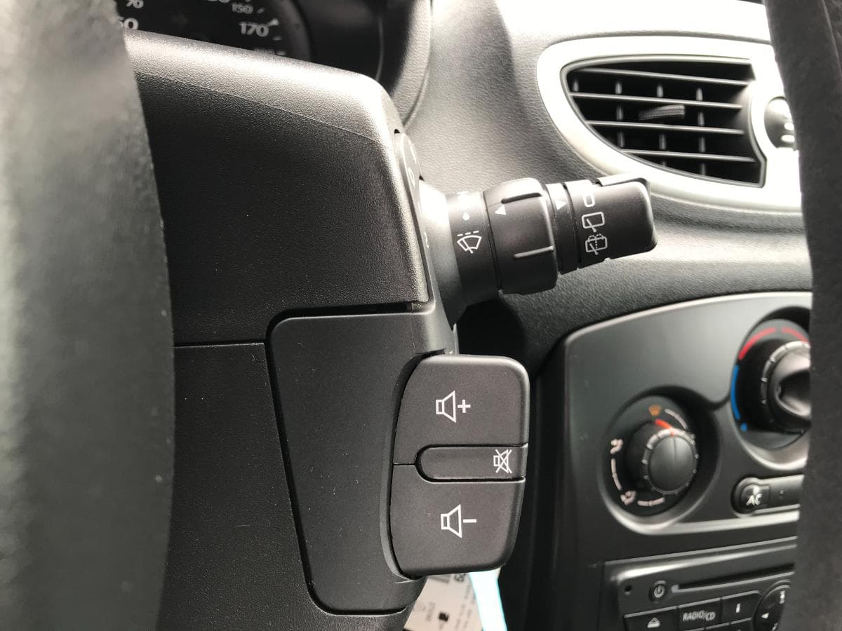 Renault Clio 1.5DCI · Ano 2012 — imagem 22