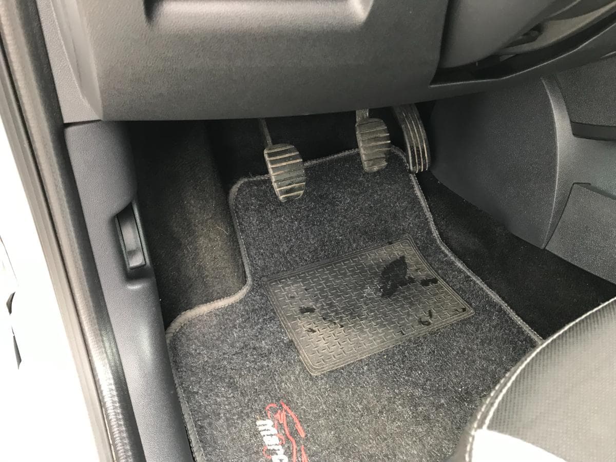 Renault Clio 1.5DCI · Ano 2012 — imagem 20