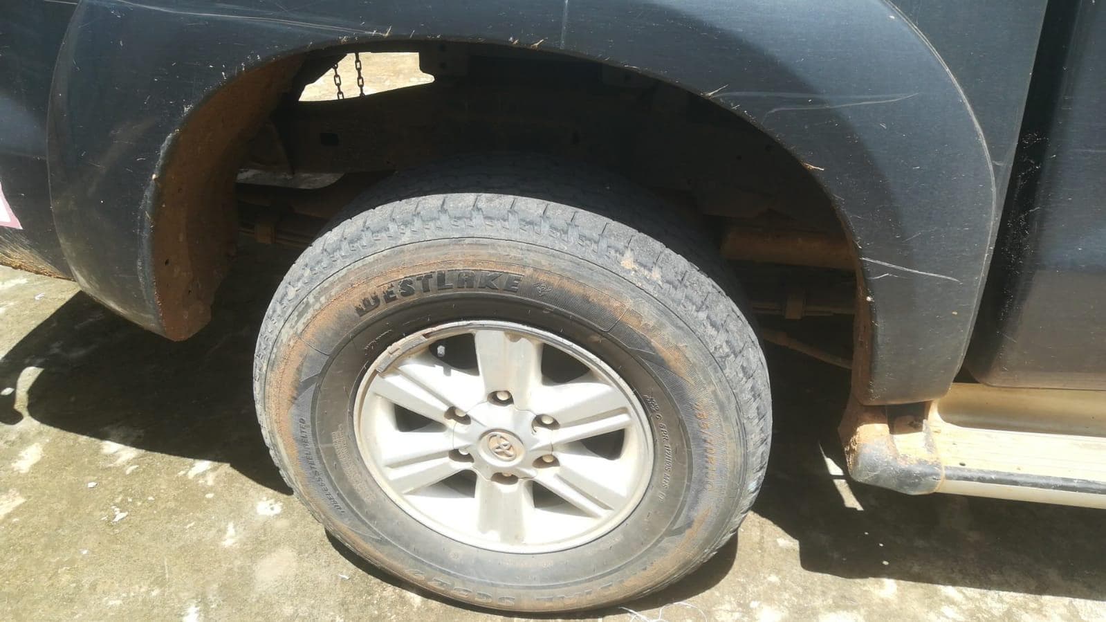 Toyota Hilux · — imagen 5