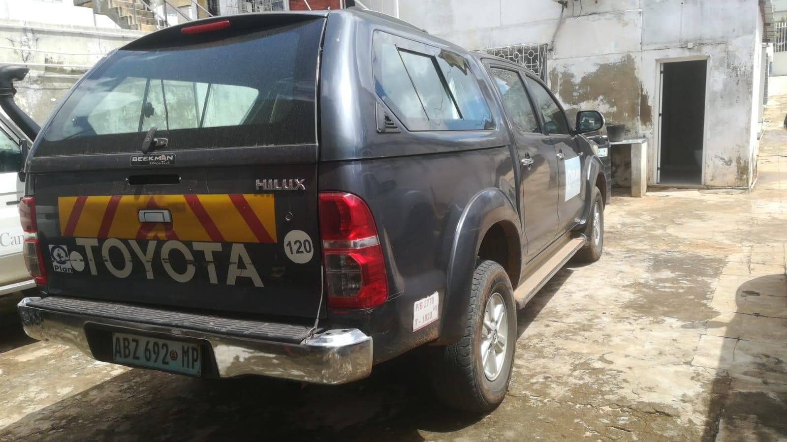 Toyota Hilux · — imagen 2