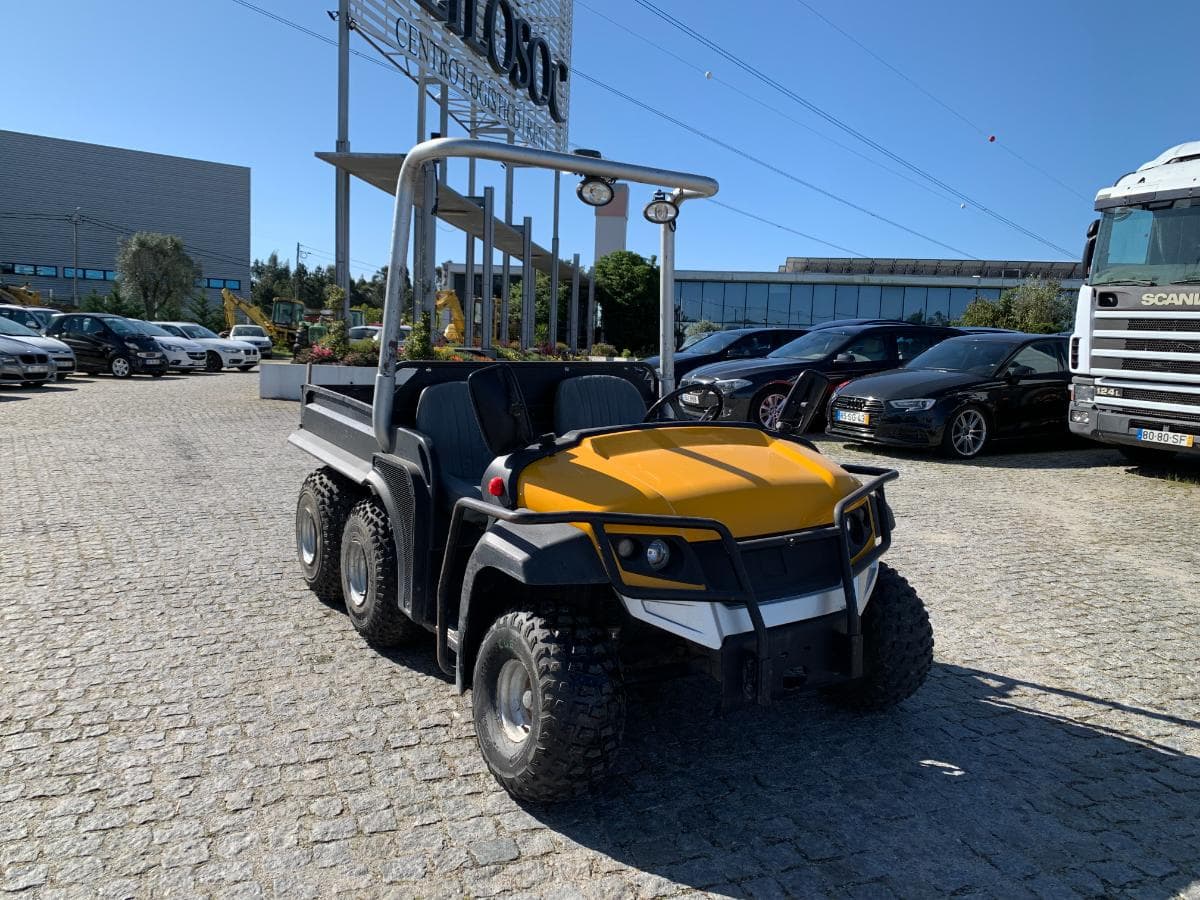 Quadriciclo JCB Groundhog 6x4 · Ano 2007 — imagen 1