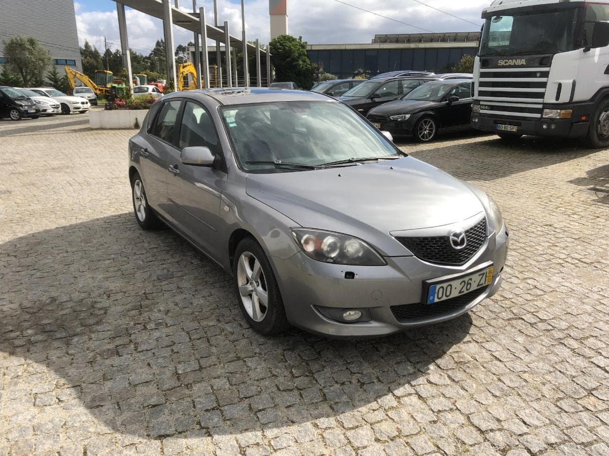 Mazda 3 · Ano 2004
