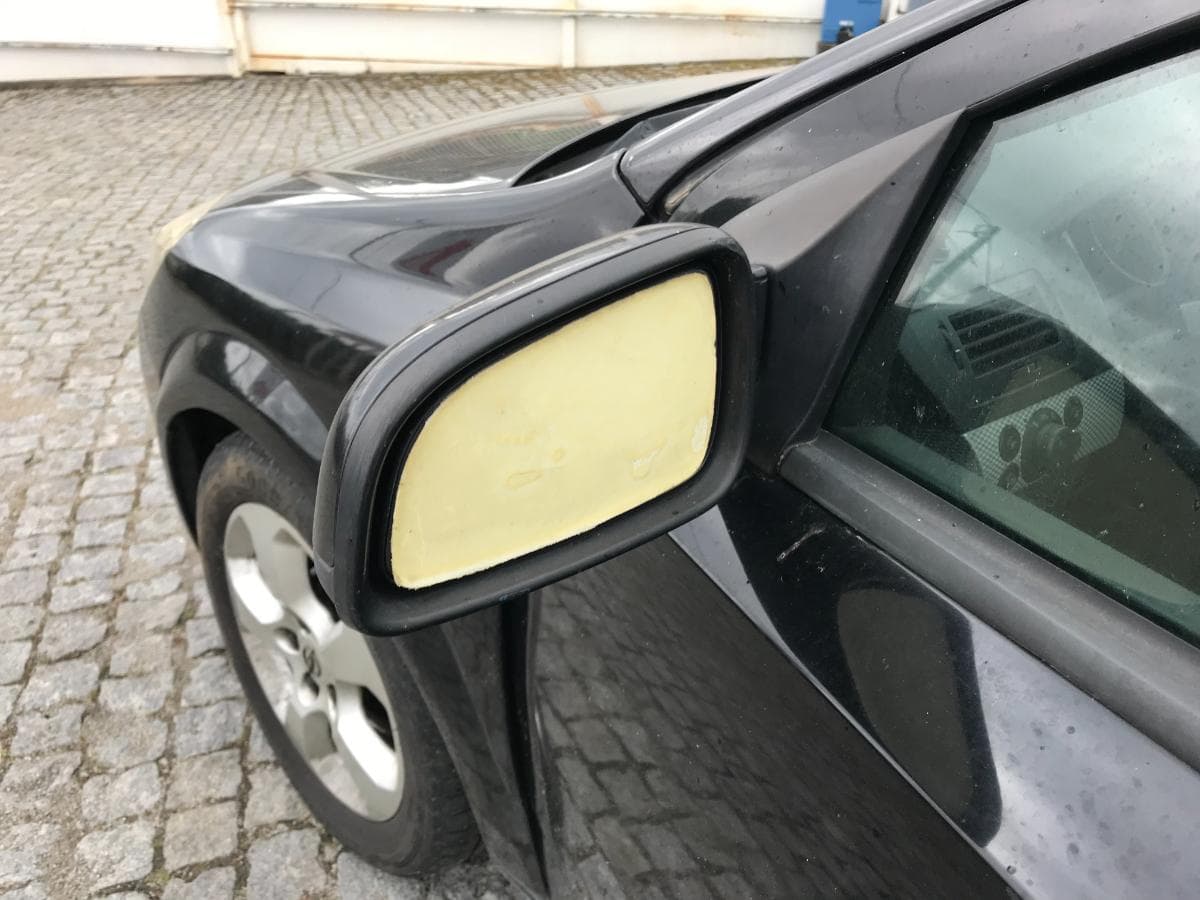 Opel Astra 1.7TDCI GTC · Ano 2005 61-AT-15 — imagem 24
