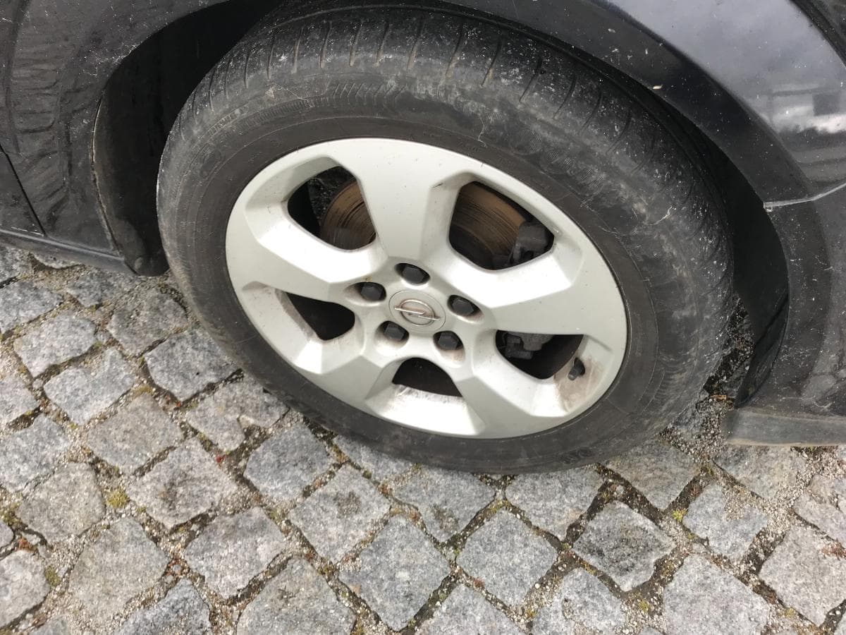 Opel Astra 1.7TDCI GTC · Ano 2005 61-AT-15 — imagem 30