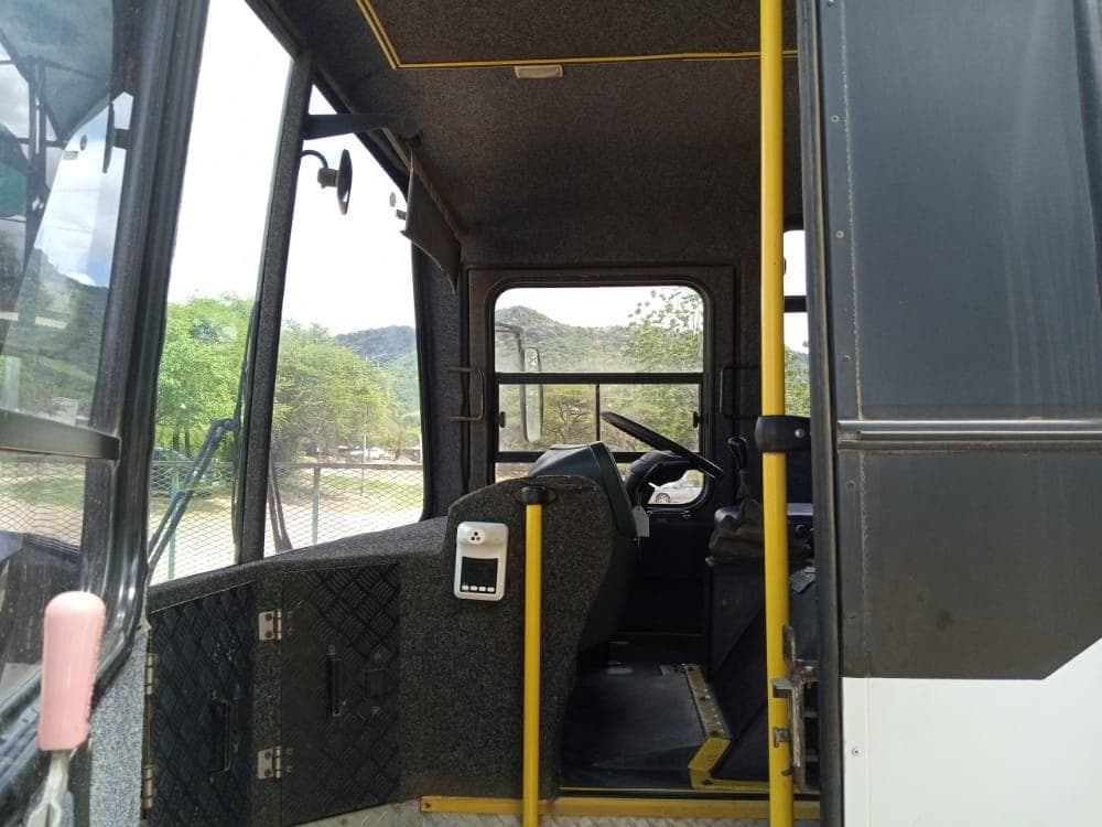 Tete - Autocarro Nissan UD · — imagen 19
