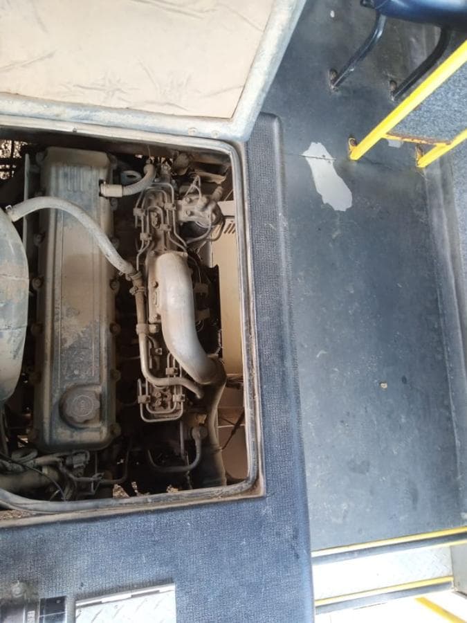 Tete - Autocarro Nissan UD · — imagen 20