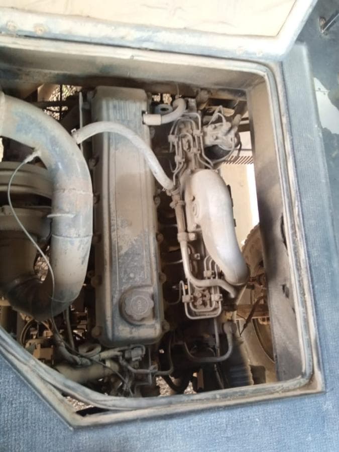 Tete - Autocarro Nissan UD · — imagen 24