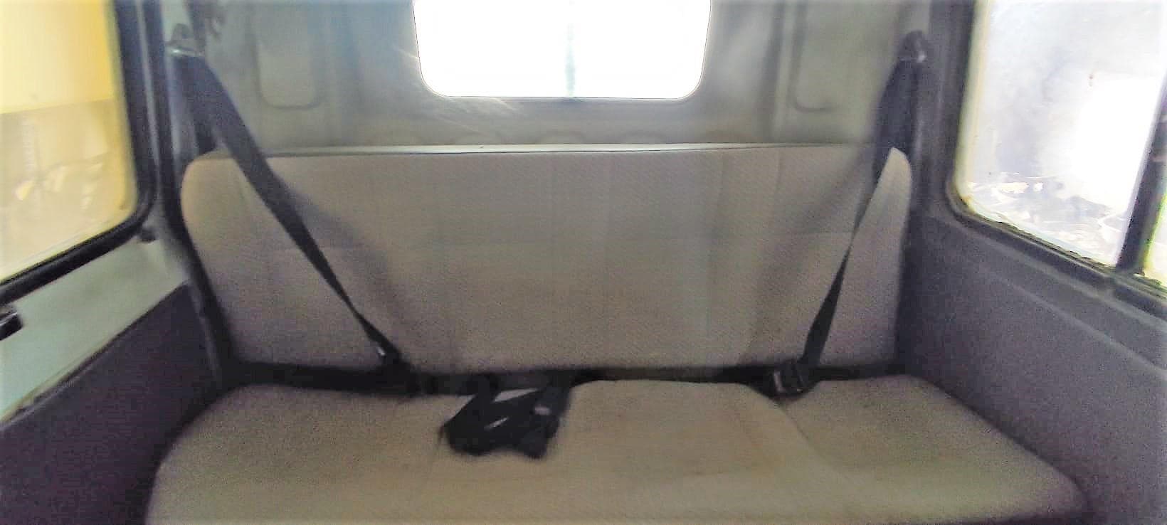 Mitsubishi Canter 7 lugares — imagen 11