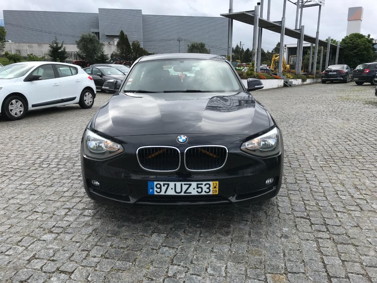 BMW 116D · Ano 2013 — imagem 2