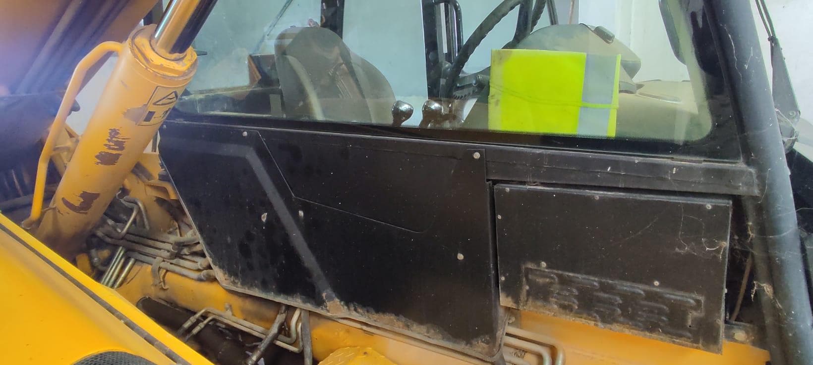 Telescópica JCB 535 — imagem 12