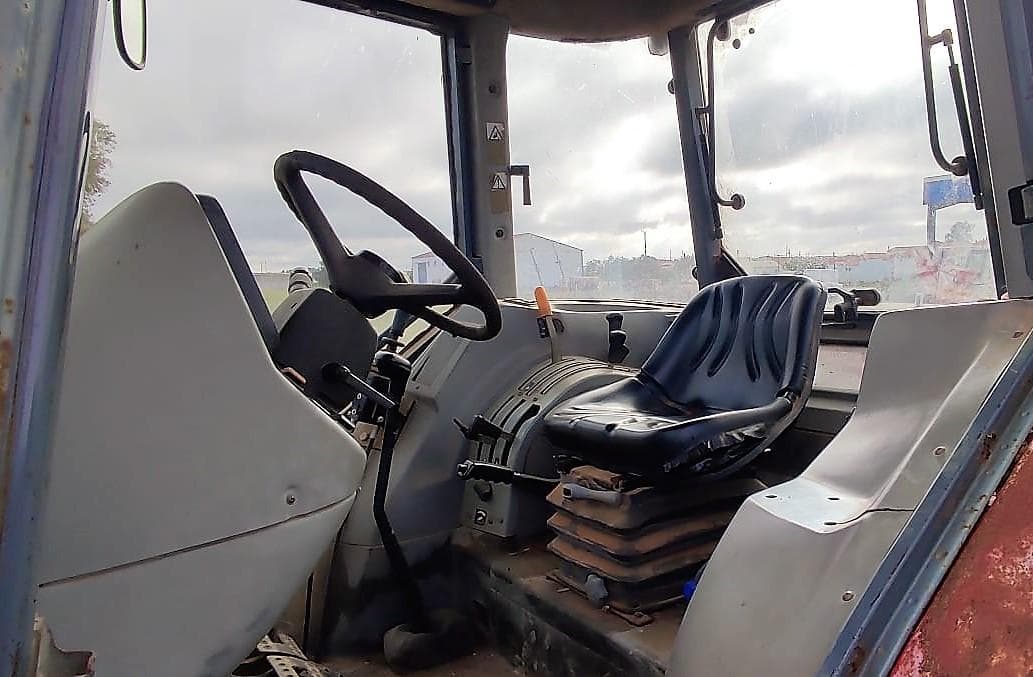 Trator Massey Ferguson 4270 — imagen 7