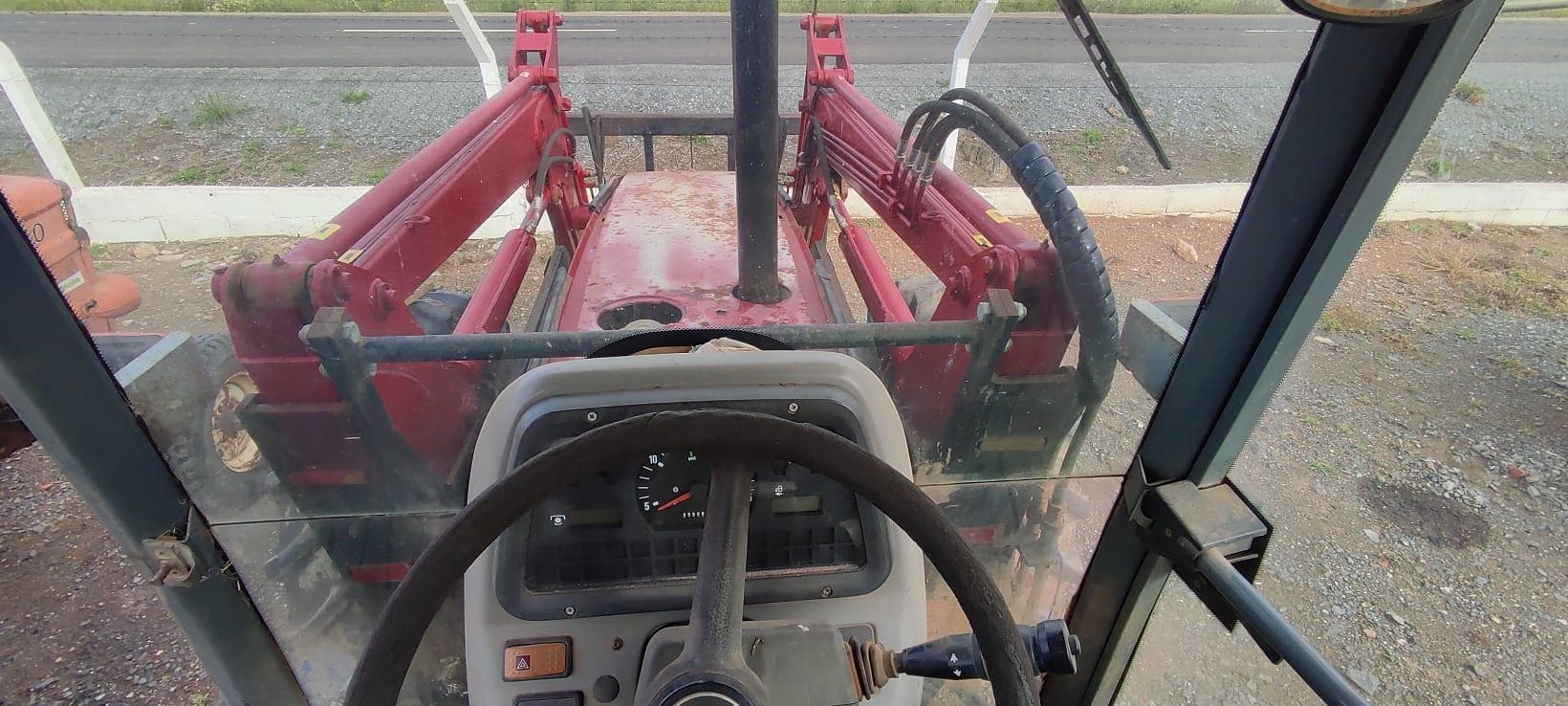 Trator Massey Ferguson 4270 — imagen 9
