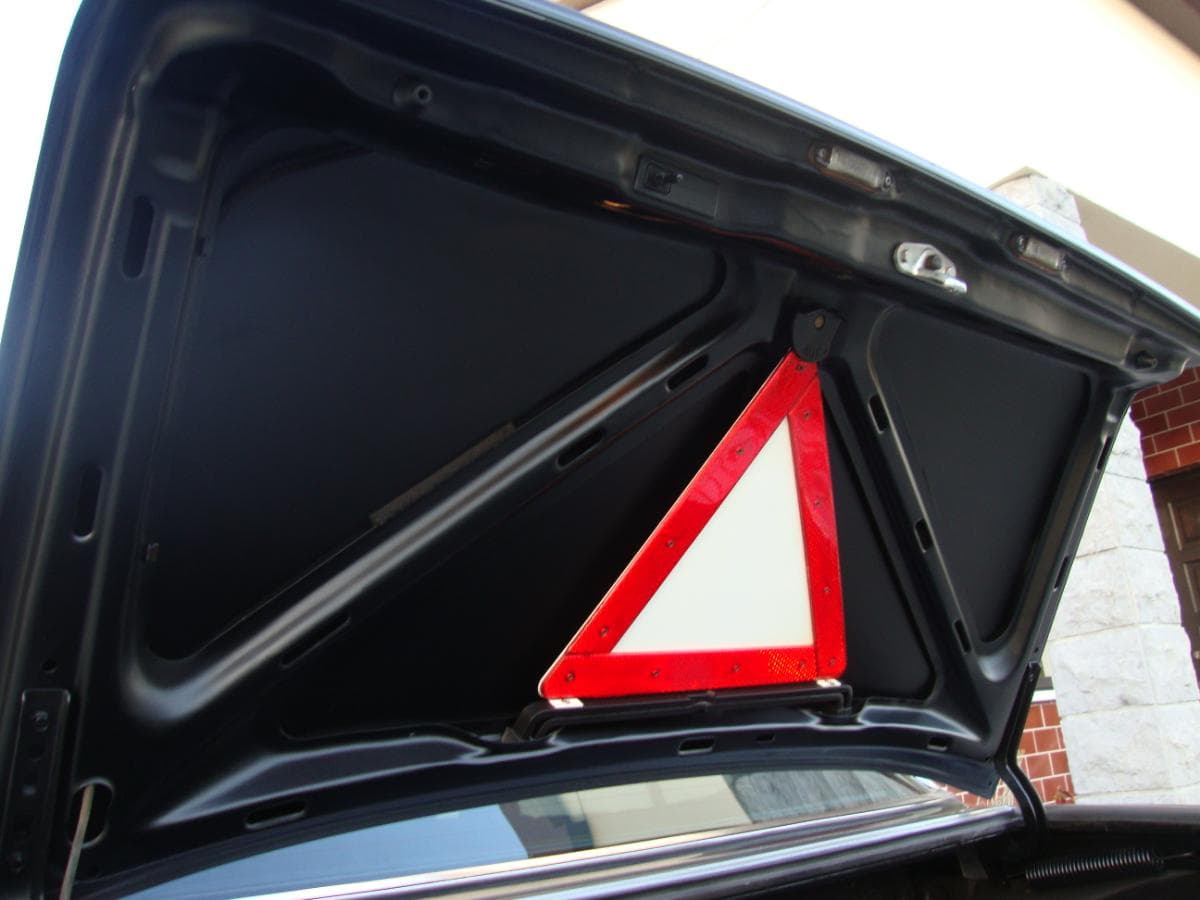 Mercedes-Benz 240 D — imagem 10
