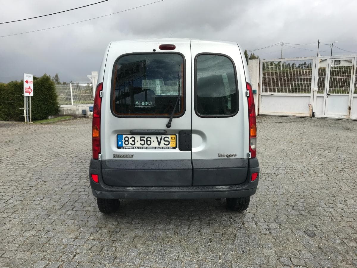 Renault Kangoo 1.9 DCI · Ano 2003 — imagen 5