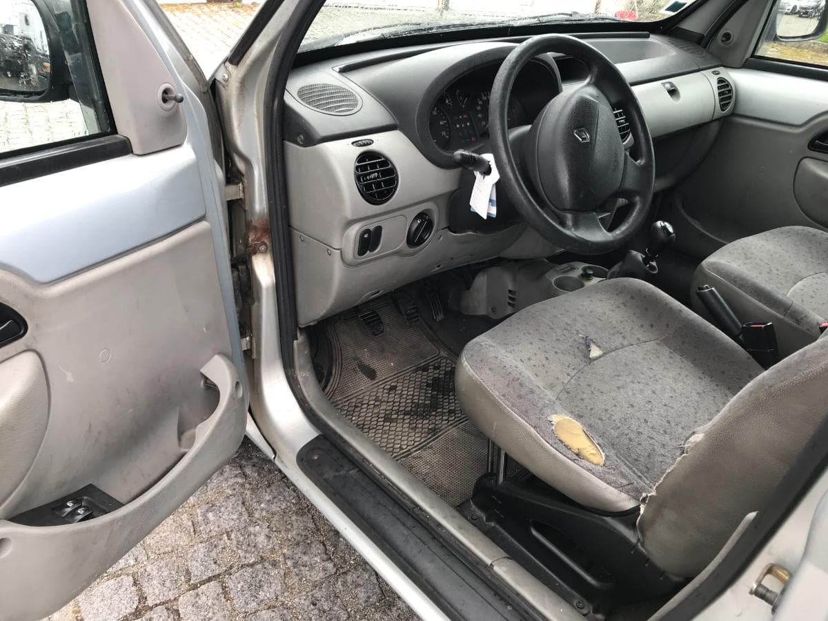 Renault Kangoo 1.9 DCI · Ano 2003 — imagen 15
