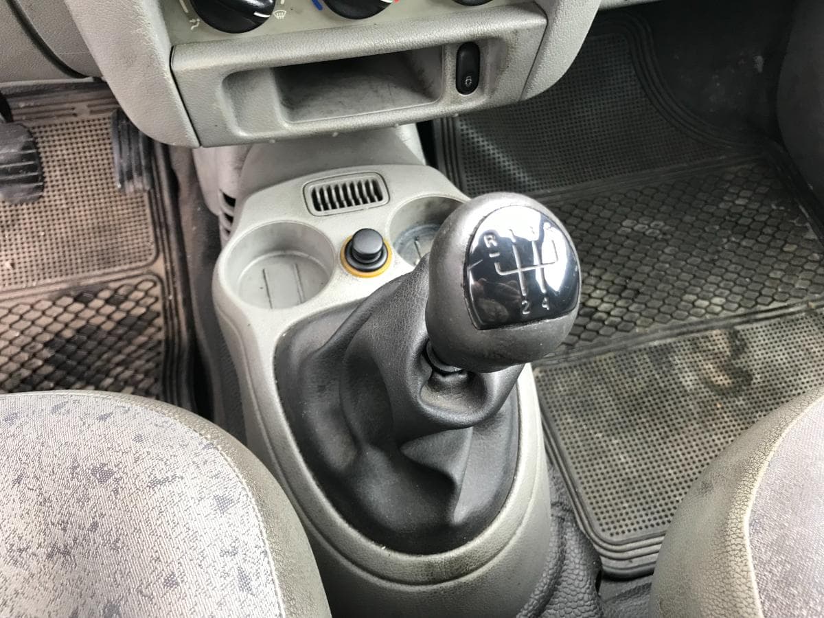 Renault Kangoo 1.9 DCI · Ano 2003 — imagen 23