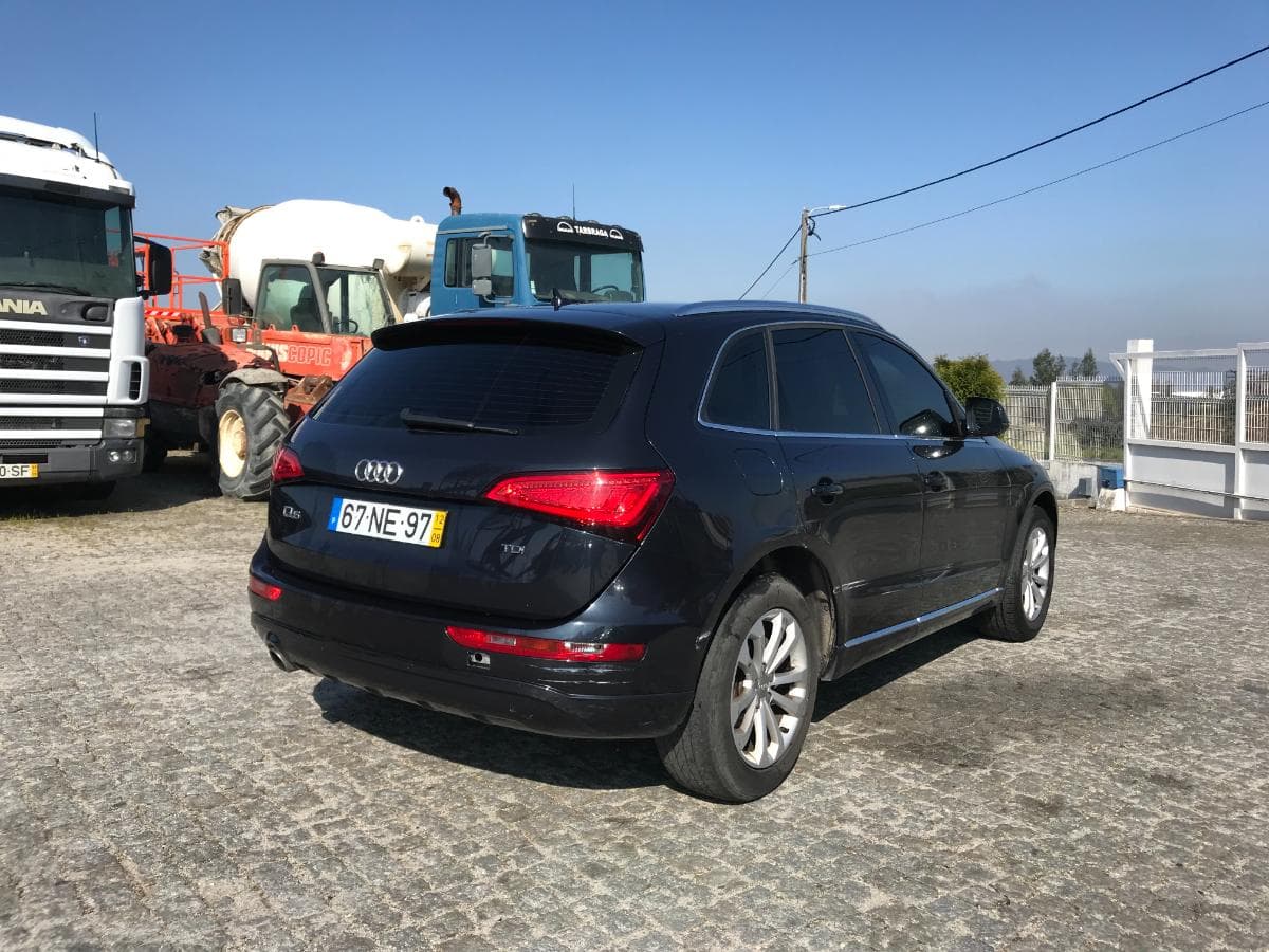 Audi Q5 2.0 TDI · Ano 2012 — imagem 7