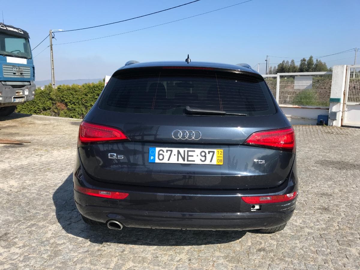 Audi Q5 2.0 TDI · Ano 2012 — imagem 8