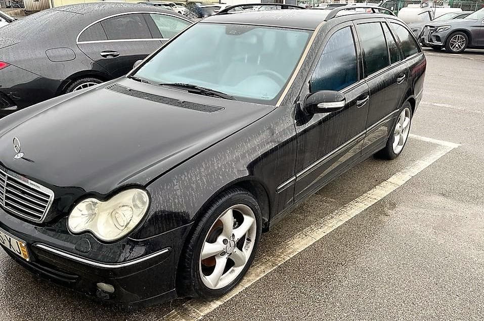 Mercedes-Benz 220 CDI — imagem 1