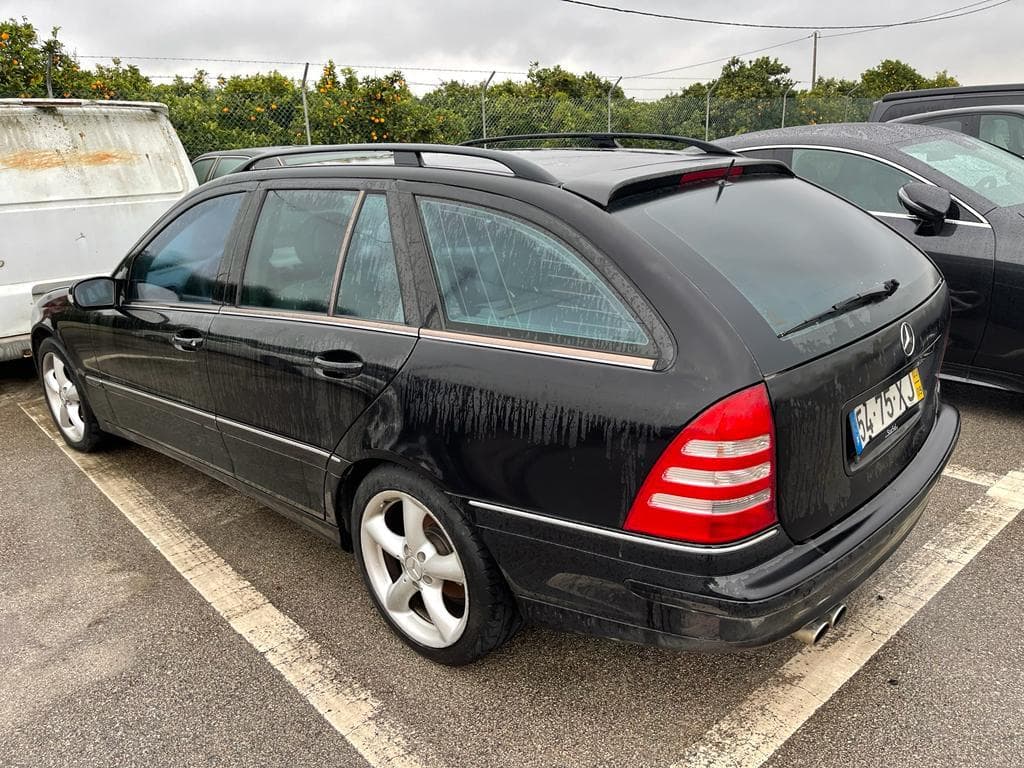 Mercedes-Benz 220 CDI — imagem 2