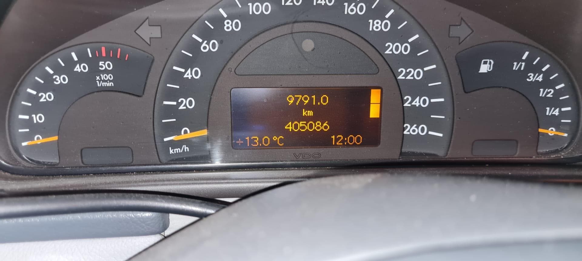 Mercedes-Benz 220 CDI — imagem 9
