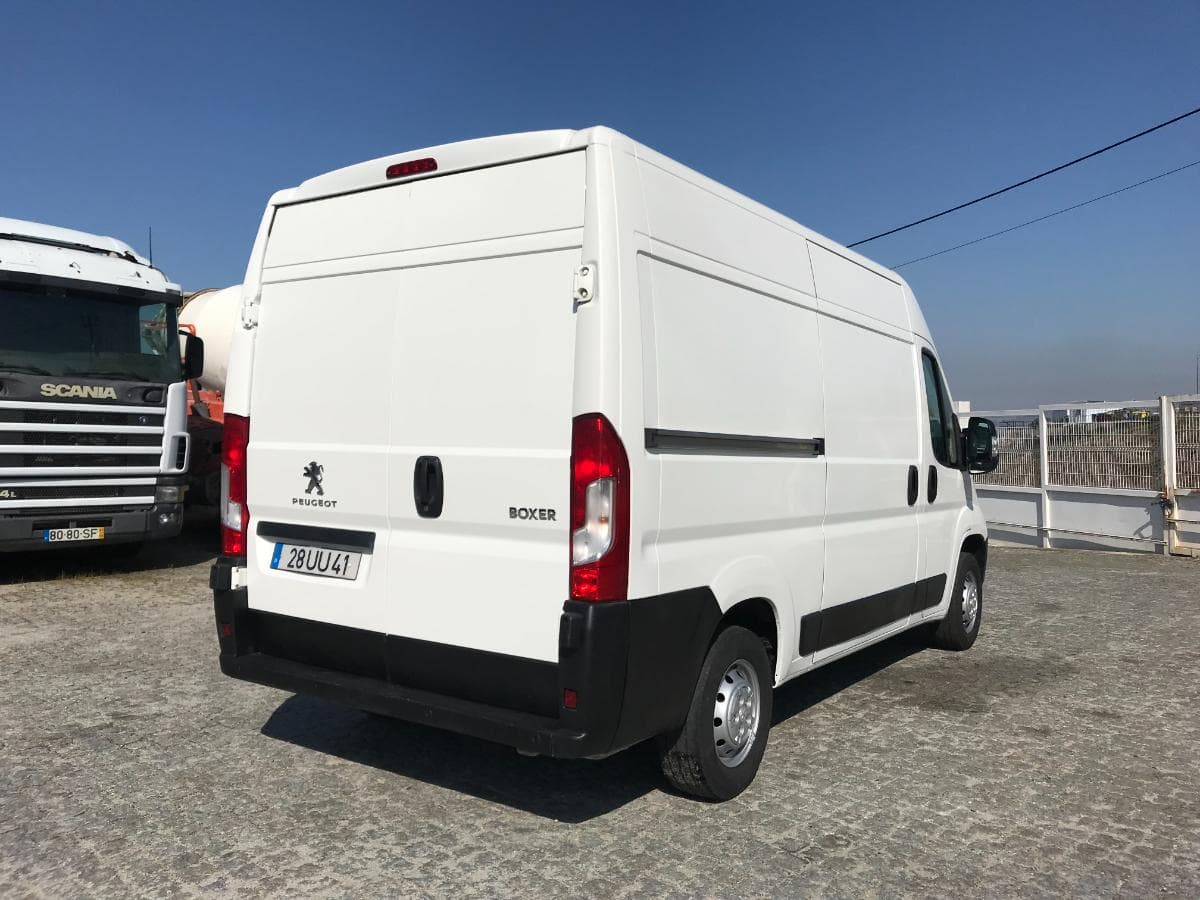 Peugeot Boxer 2.0 BlueHDI · Ano 2018 — imagem 11