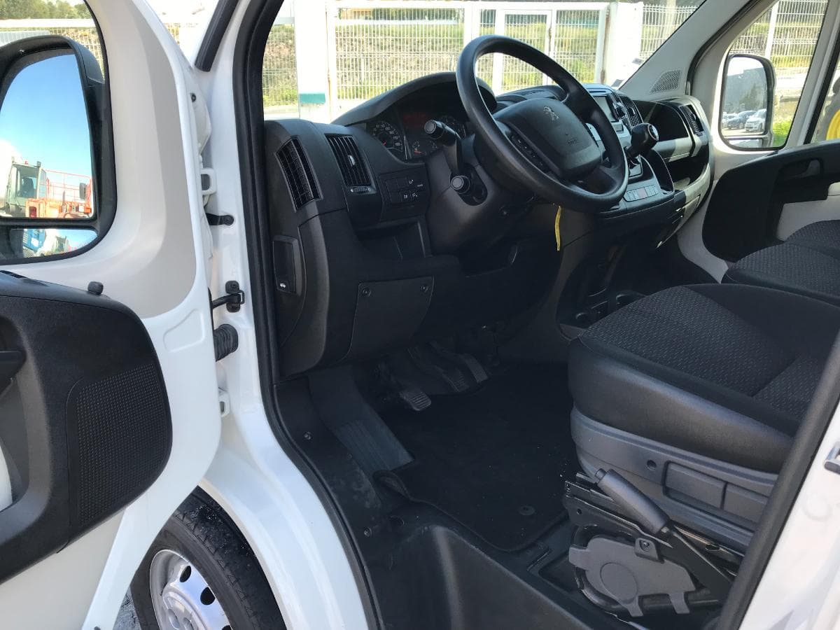 Peugeot Boxer 2.0 BlueHDI · Ano 2018 — imagem 16